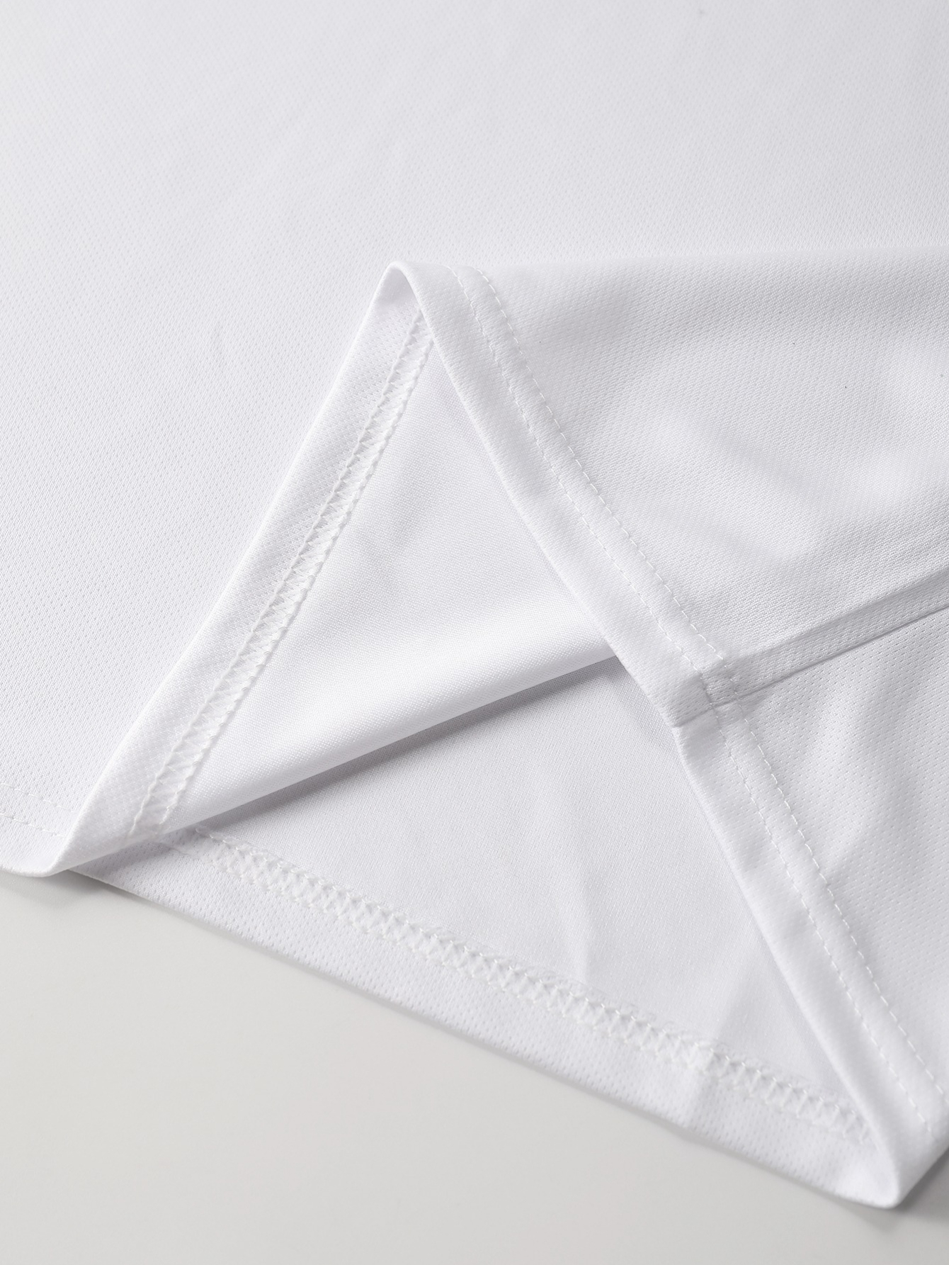 Men's Heavyweight T-Shirt — Si - огляд і ціна Streetwear Brand Essentials